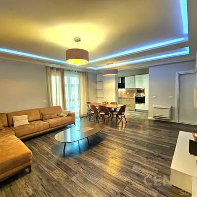 APARTAMENT 2+1 PER QIRA NE RRUGEN E BARRIKADAVE