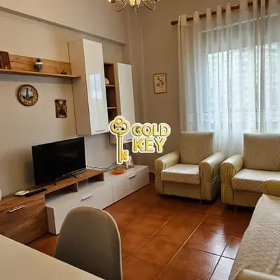 🏡 APARTAMENT ME QERA 2+1 – STACIONI TRENIT DURRES