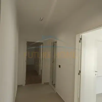 Shitet, Apartament 2+1, Komplesi "MGB", Fresk, Tiranë