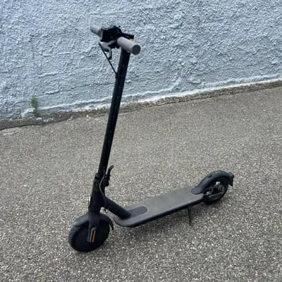 Skuter elektrik Xiaomi 1S